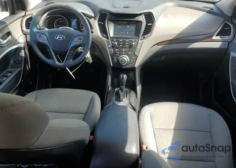 2017 Hyundai Santa Fe Sport z USA, uszkodzony, nr VIN 5NMZUDLB5HH003326